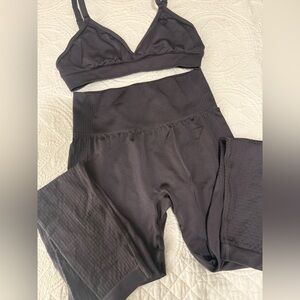 Gymshark grey shiny leggings and sports bra Set